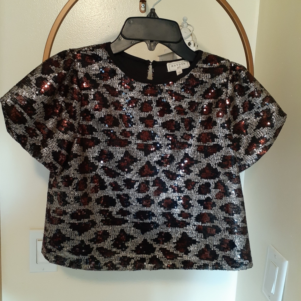 Hayden Girls sequin leopard print crop shirt, size large (10/12